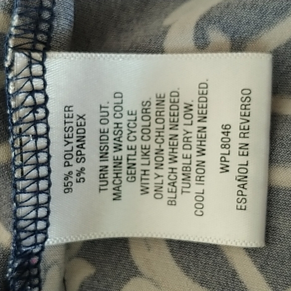 JM Collection Navy Tan Classic Print V Neck Pullover Top XL - Picture 11 of 12